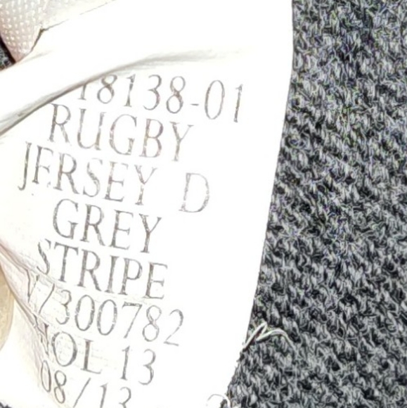 2 women's tops - Picture 6 of 7